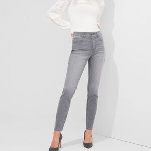 White House Black Market High Rise Skinny Jeans